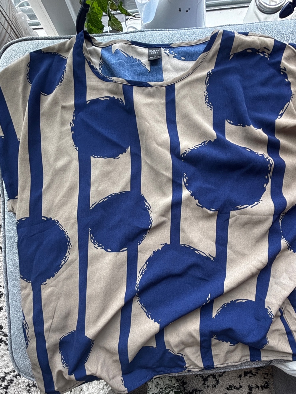 Relaxed Geometric Print Blouse in Navy and Taupe